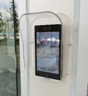 長沙專業(yè)安裝門禁機(jī)，德思勤物業(yè)安全管理再升級(jí)！