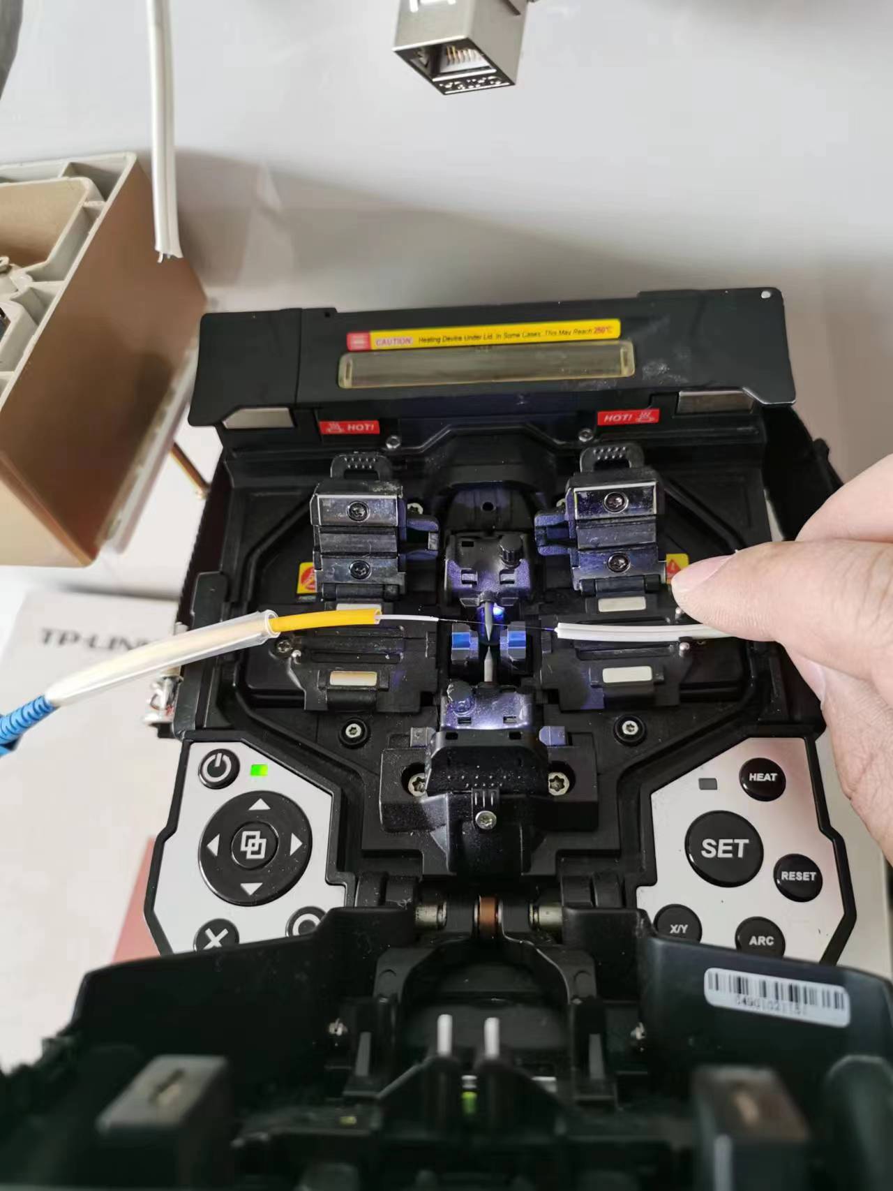 光纤熔纤机图片